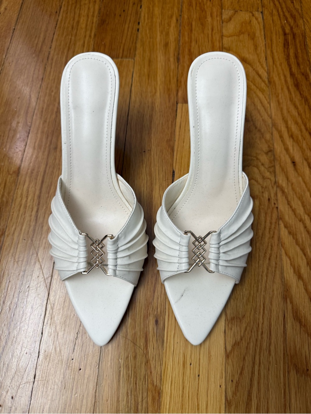 Women’s White Slip-On Pointed Mule Heels with Pleated Detail
